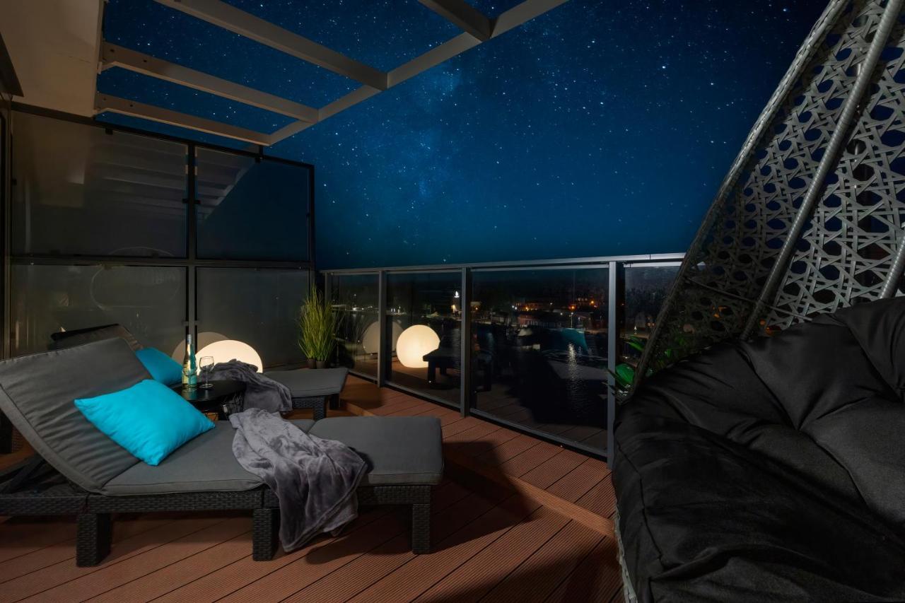 Lighthouse Luxury Penthouse - Jantar Apartamenty Mrzeżyno Buitenkant foto